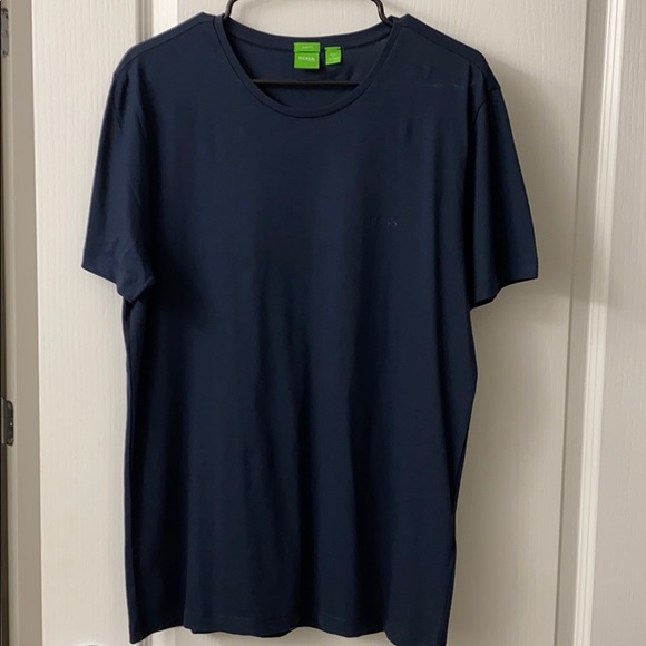 Hugo boss tee - Picture 1 of 2